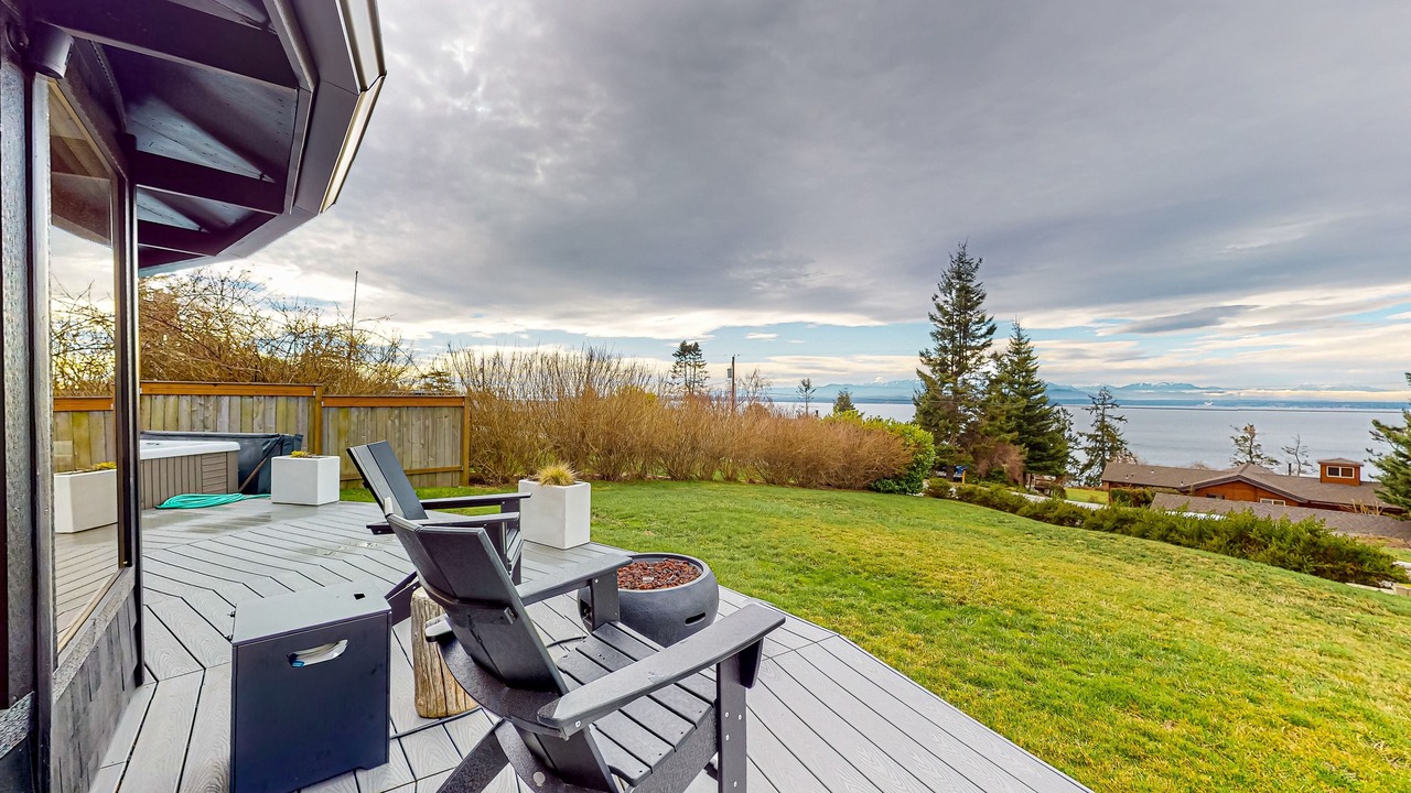 Photo of Patio Balcony in Coupeville