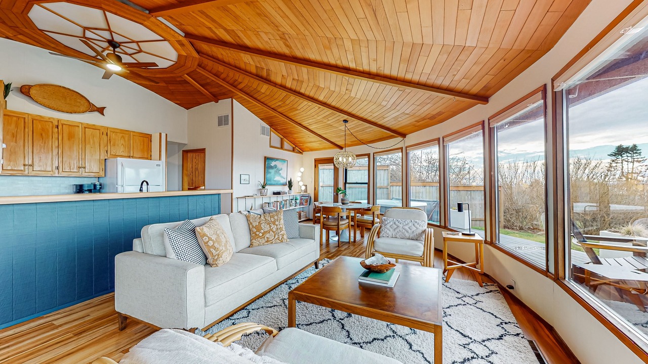 Photo of Livingroom in Coupeville
