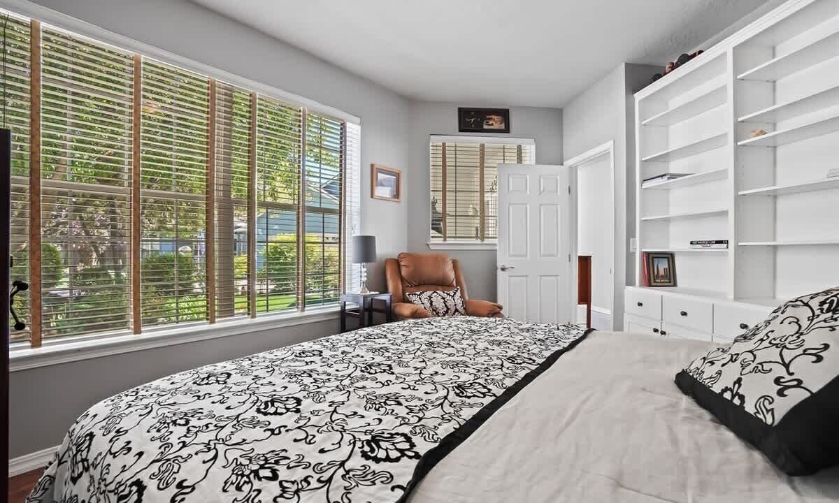 Photo of Bedroom in Eagle
