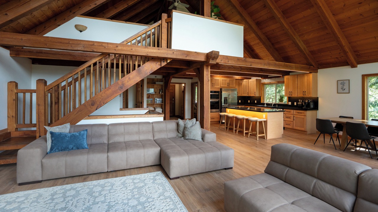Photo of Livingroom in Cle Elum