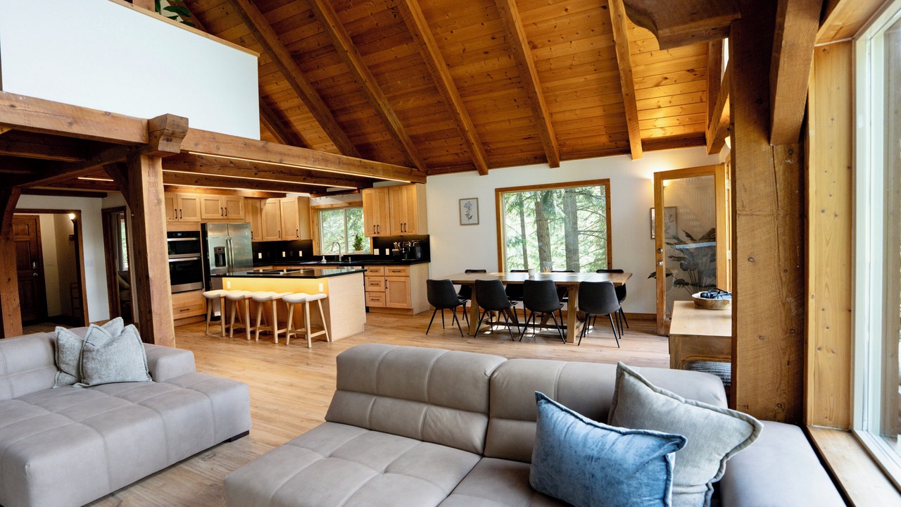 Photo of Livingroom in Cle Elum