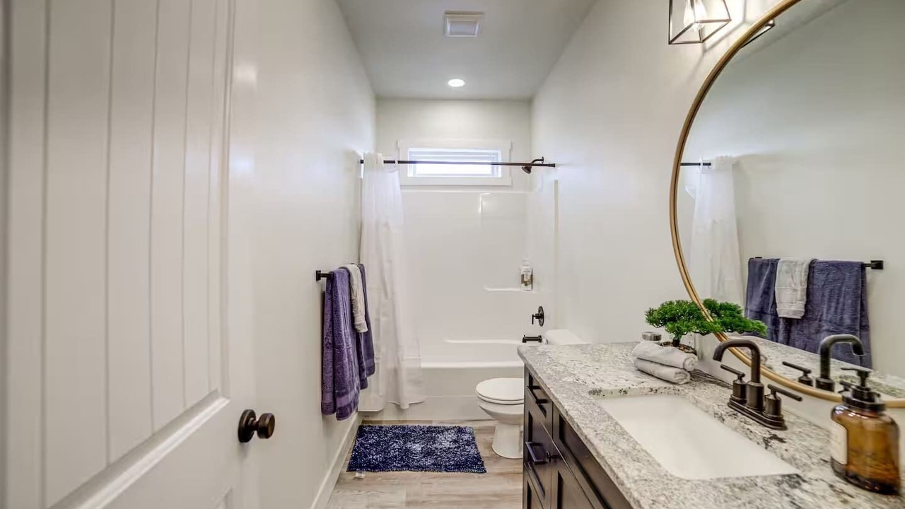 Photo of Bathroom in Ashton