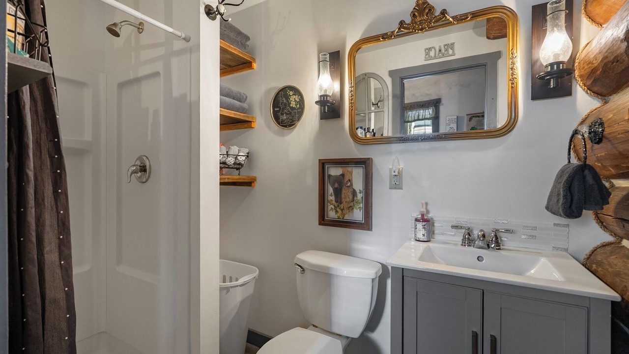 Photo of Bathroom in Bonners Ferry