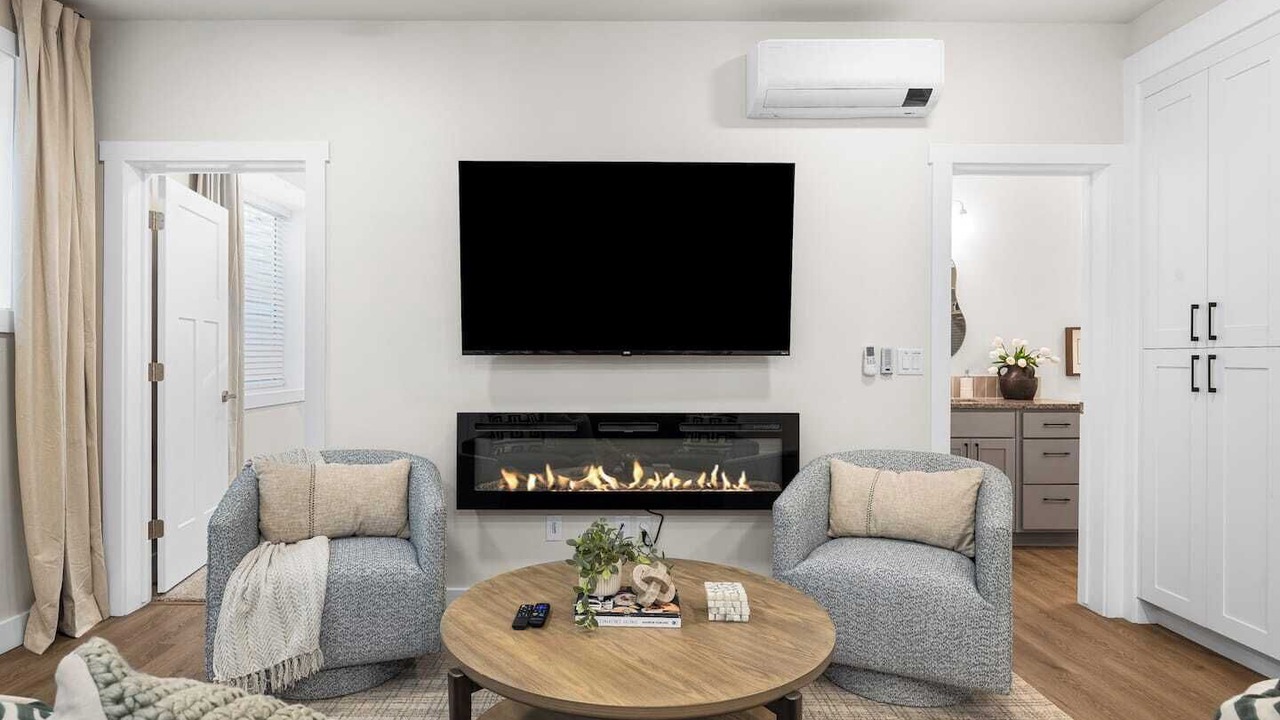 Photo of Livingroom in West Valley