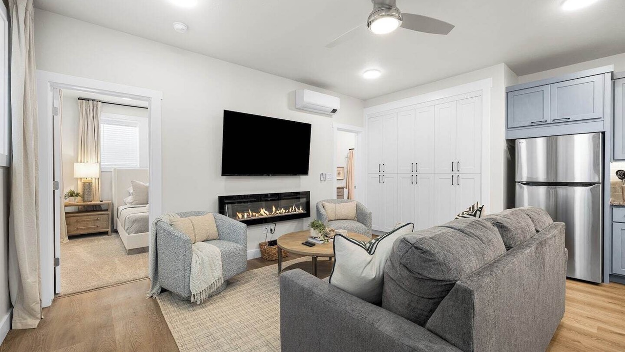 Photo of Livingroom in West Valley