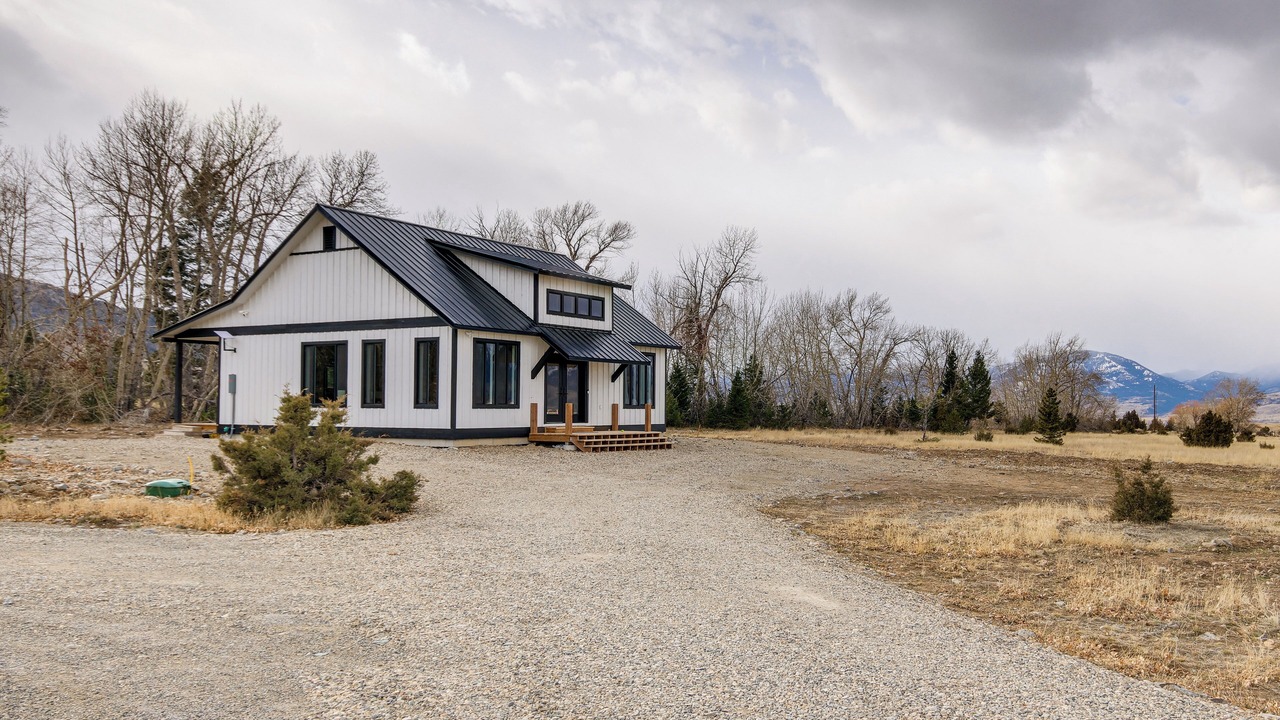 Photo of Outdoor in Pray