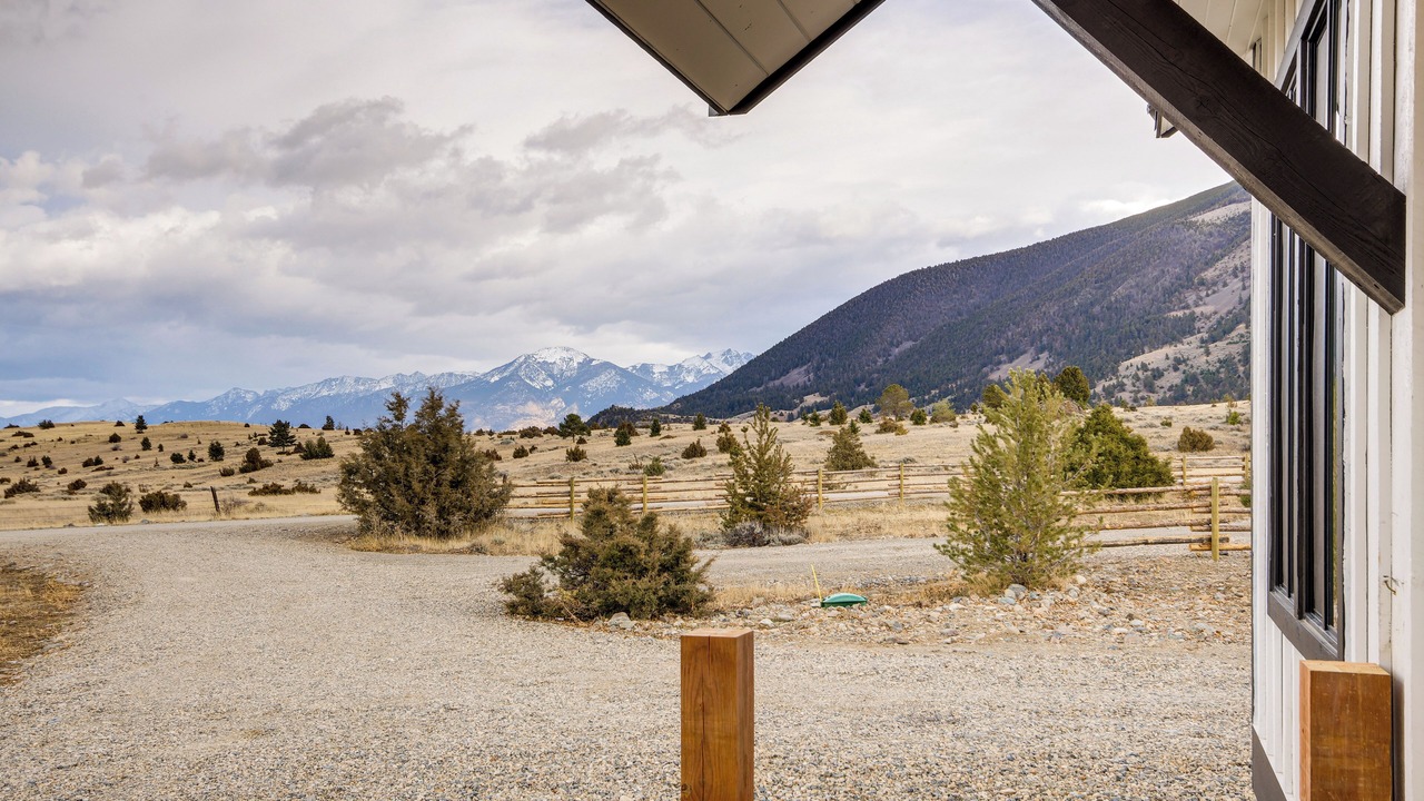 Photo of Outdoor in Pray