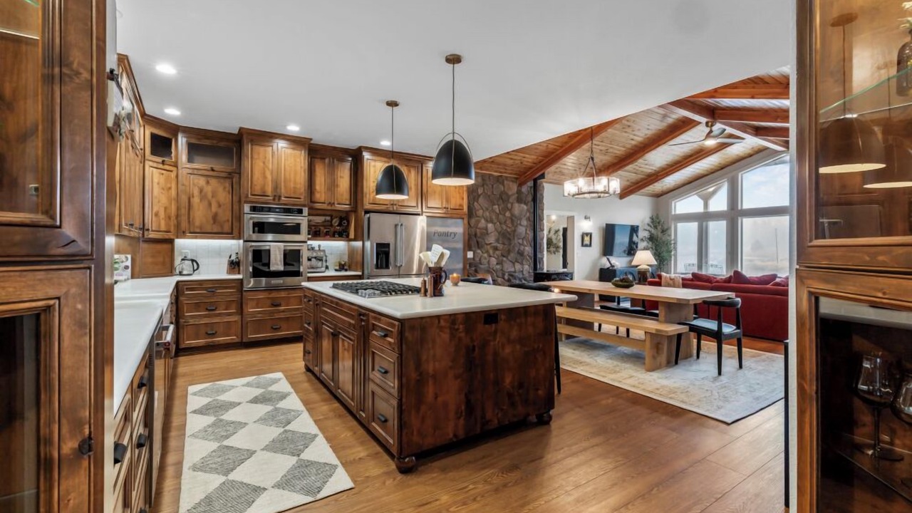 Photo of Kitchen in Chiloquin