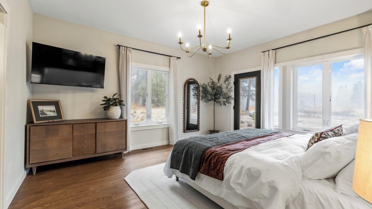 Photo of Bedroom in Chiloquin