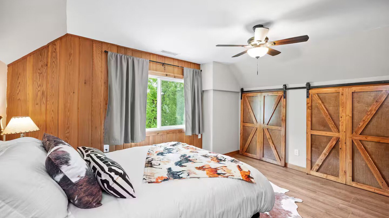 Photo of Bedroom in Harrison