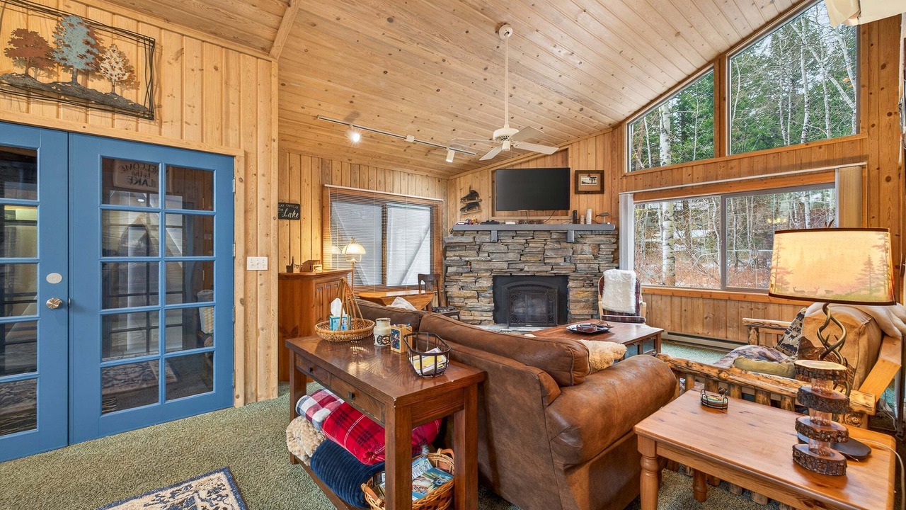 Photo of Livingroom in McCall