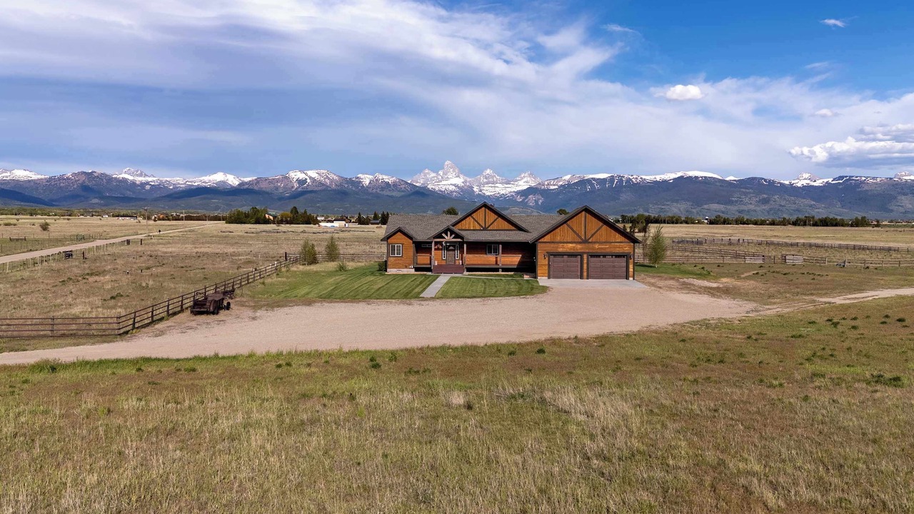Photo of Others in Leigh Creek Estates