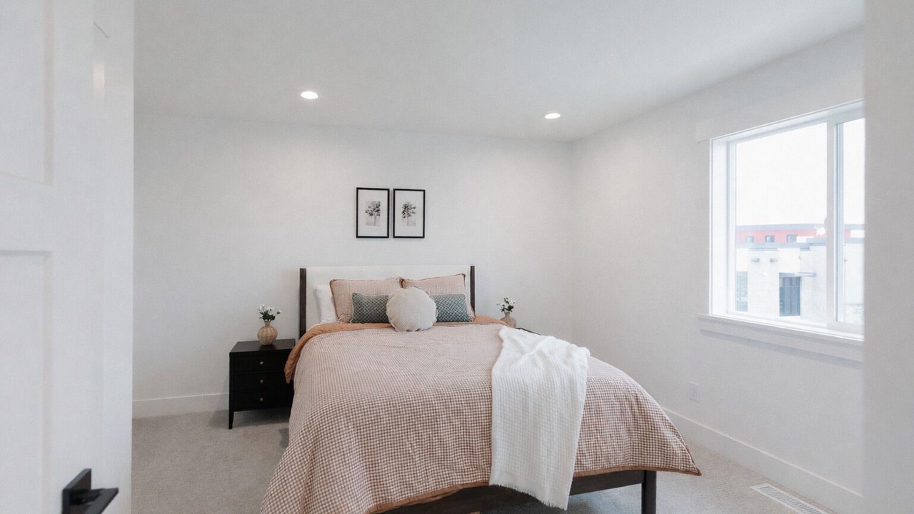 Photo of Bedroom in Shelley