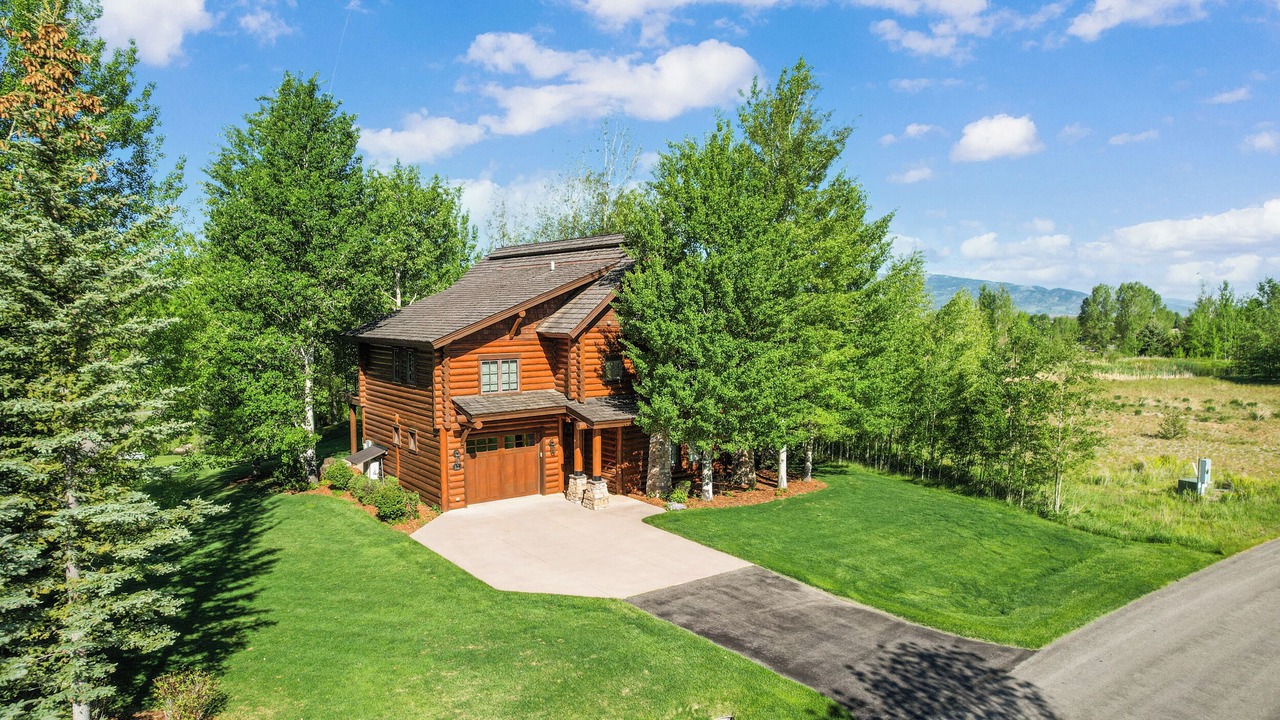 Photo of Outdoor in Victor