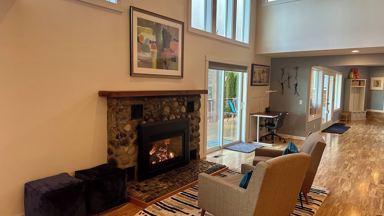 Photo of Livingroom in Greenbank
