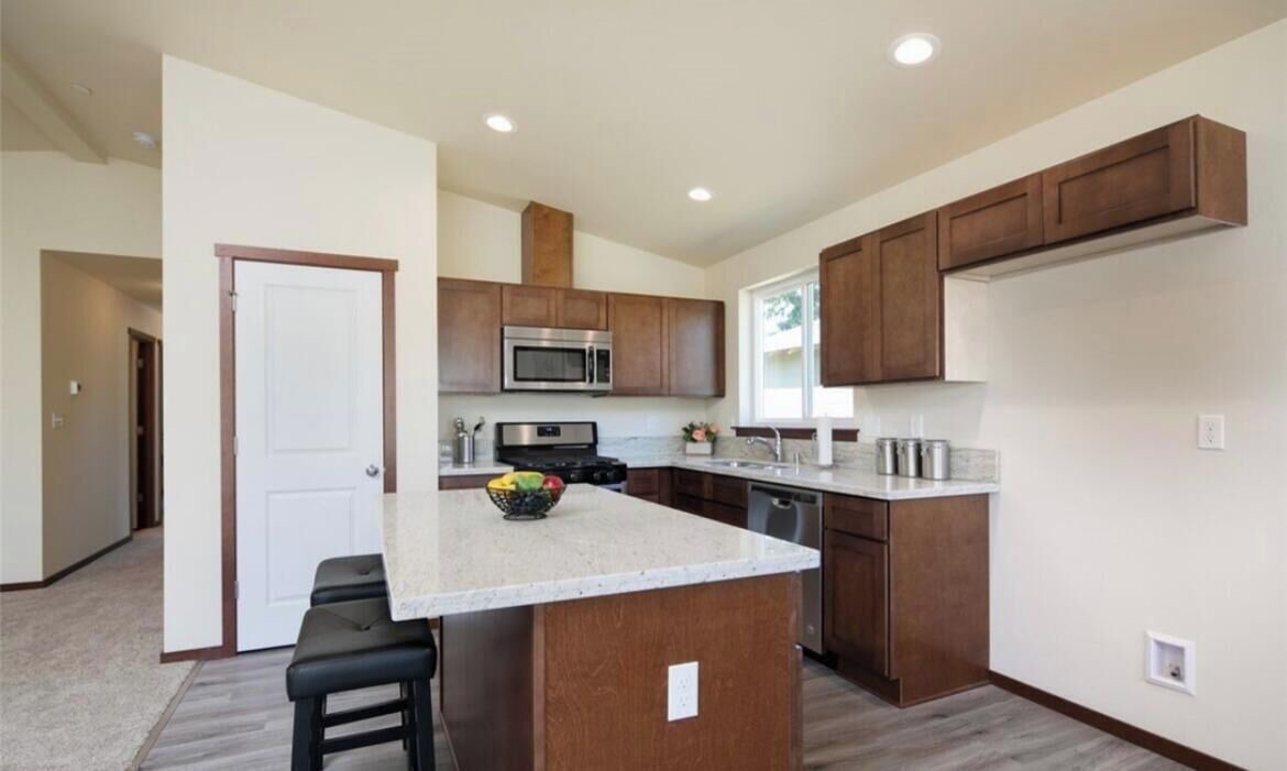 Photo of Kitchen in SeaTac