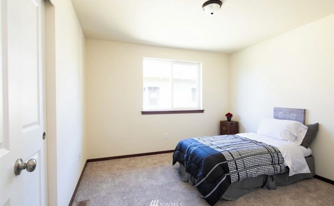 Photo of Bedroom in SeaTac