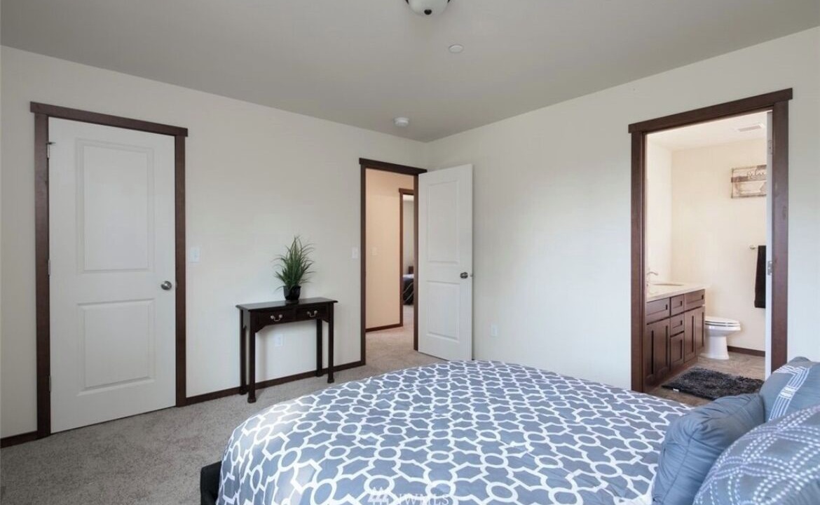 Photo of Bedroom in SeaTac