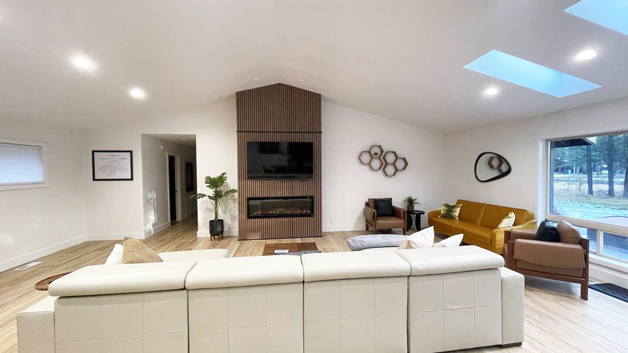 Photo of Livingroom in Three Rivers