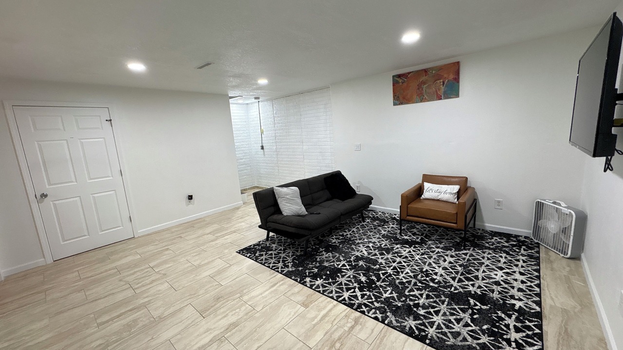 Photo of Livingroom in Des Moines