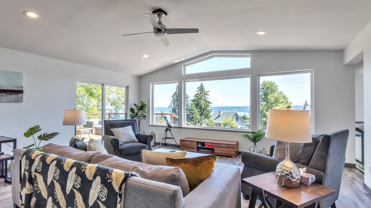 Photo of Livingroom in Greenbank