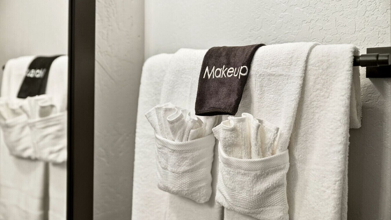 Photo of Bathroom in Klamath Falls