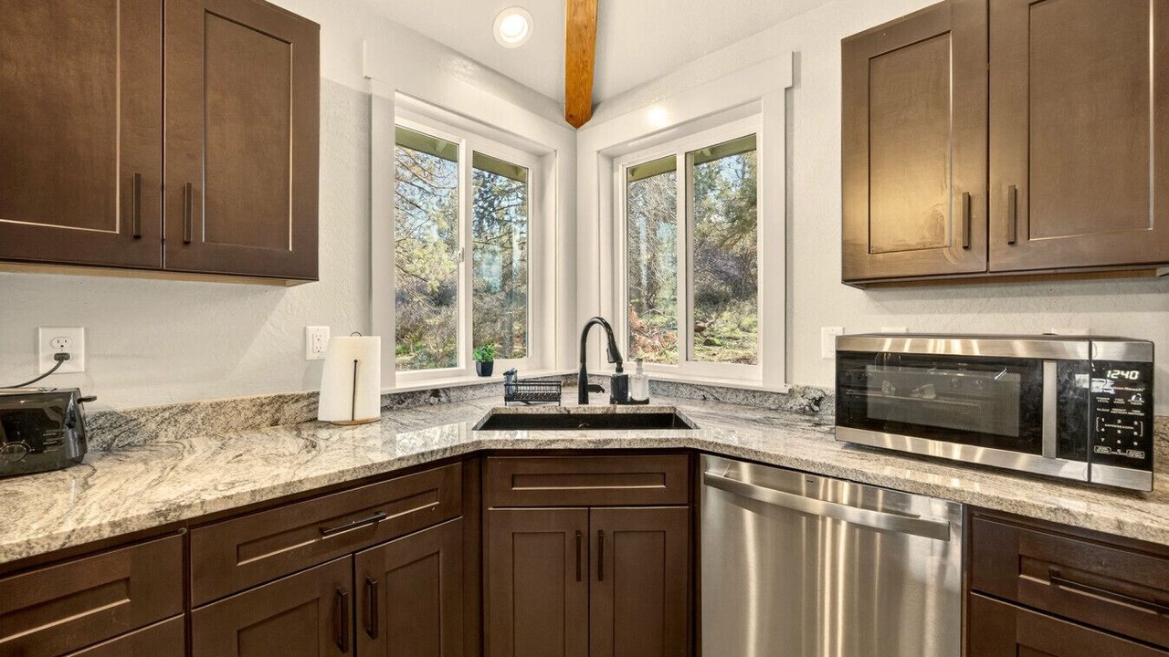 Photo of Kitchen in Klamath Falls