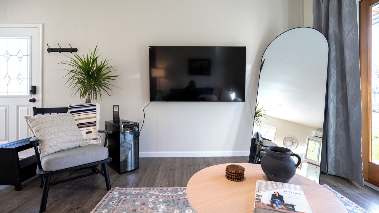 Photo of Livingroom in Medford