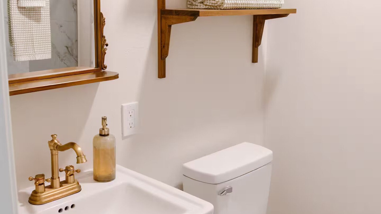 Photo of Bathroom in North End
