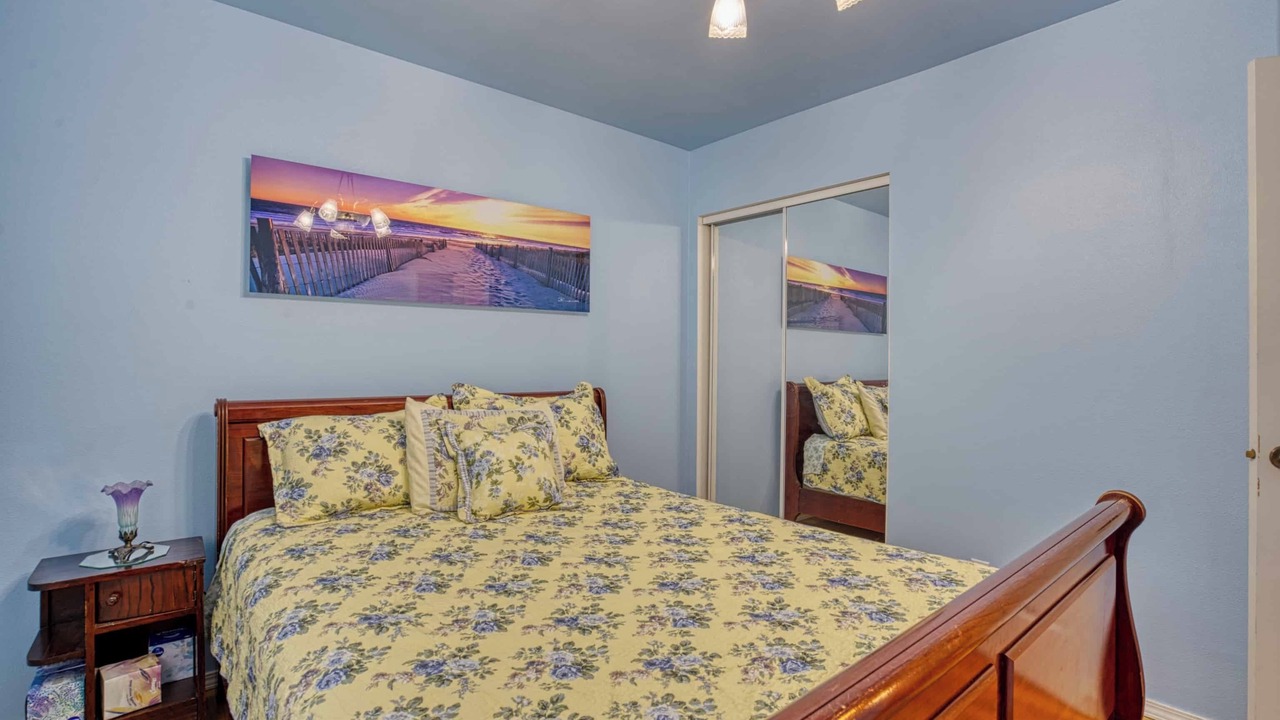 Photo of Bedroom in Weiser
