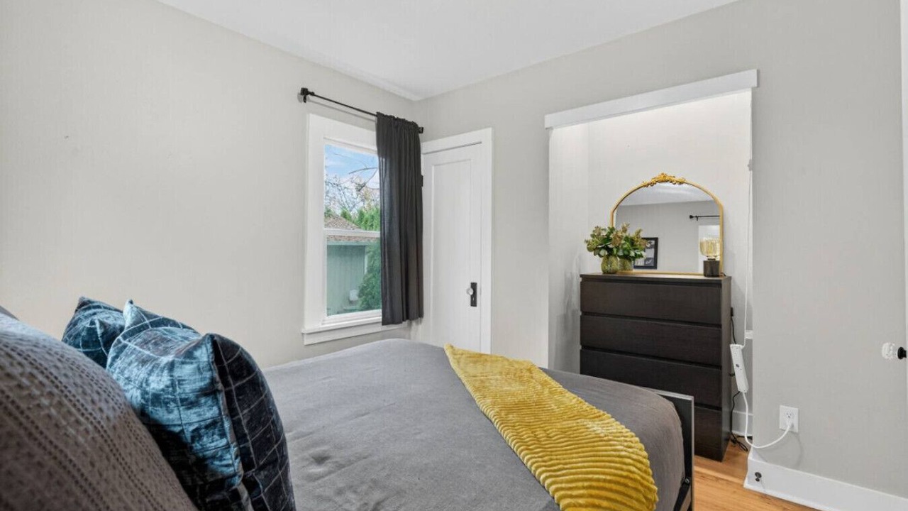Photo of Bedroom in Hough