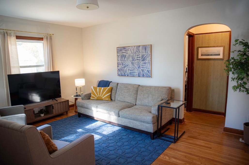 Photo of Livingroom in Ames
