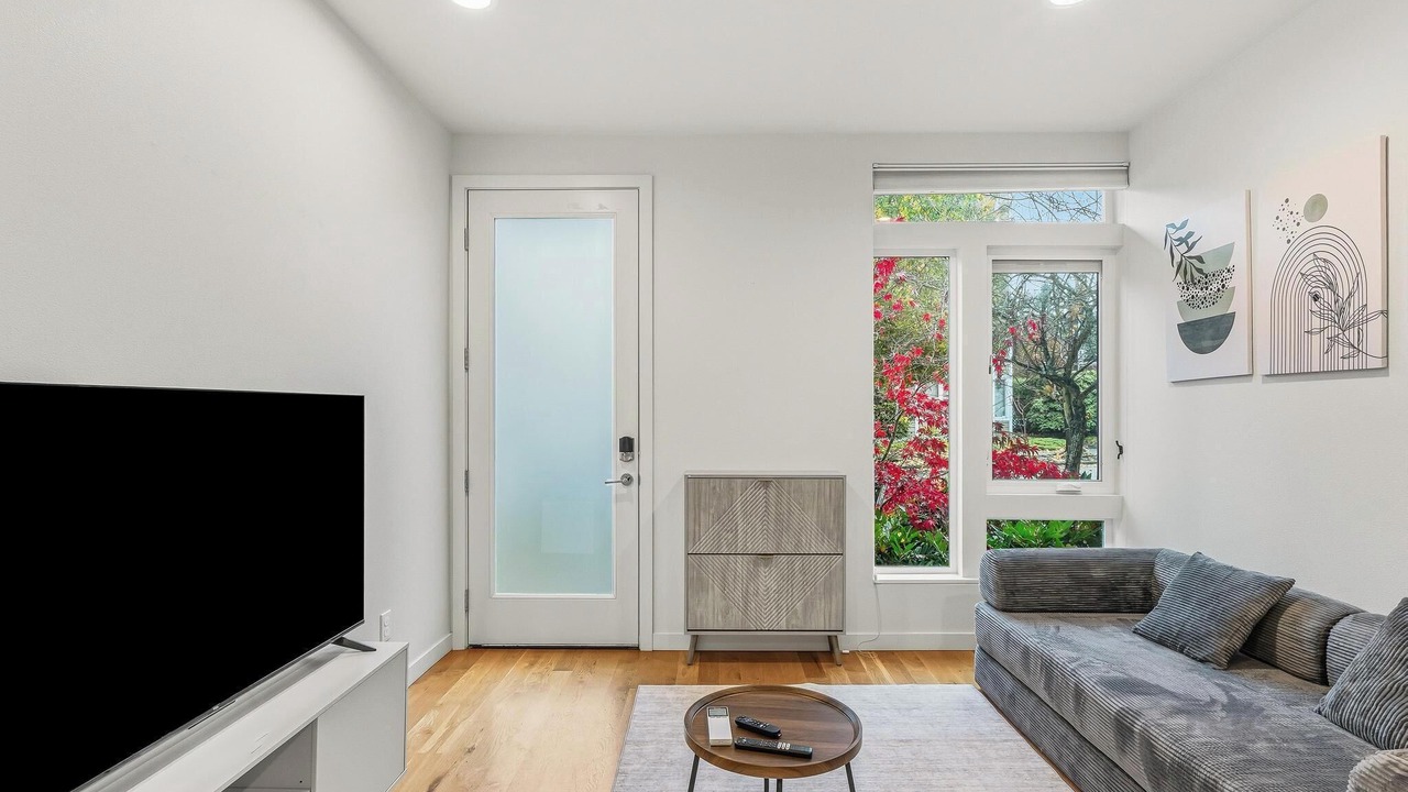 Photo of Livingroom in Whittier Heights
