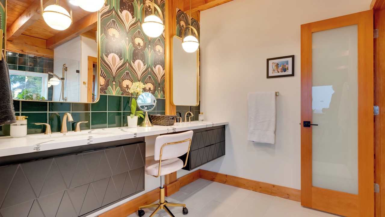 Photo of Bathroom in Lewis County