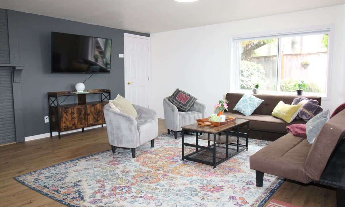 Photo of Livingroom in Mercer Island