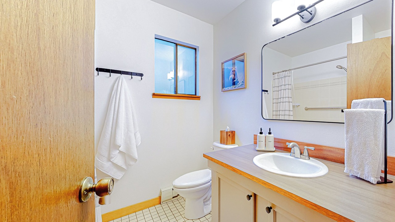 Photo of Bathroom in Warnick