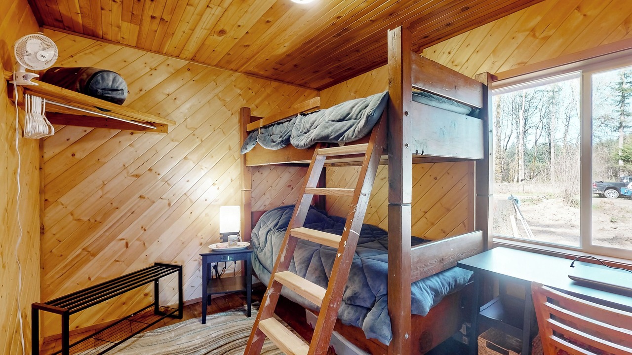 Photo of Bedroom in Toledo