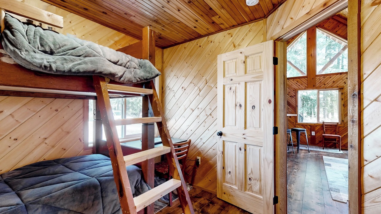 Photo of Bedroom in Toledo