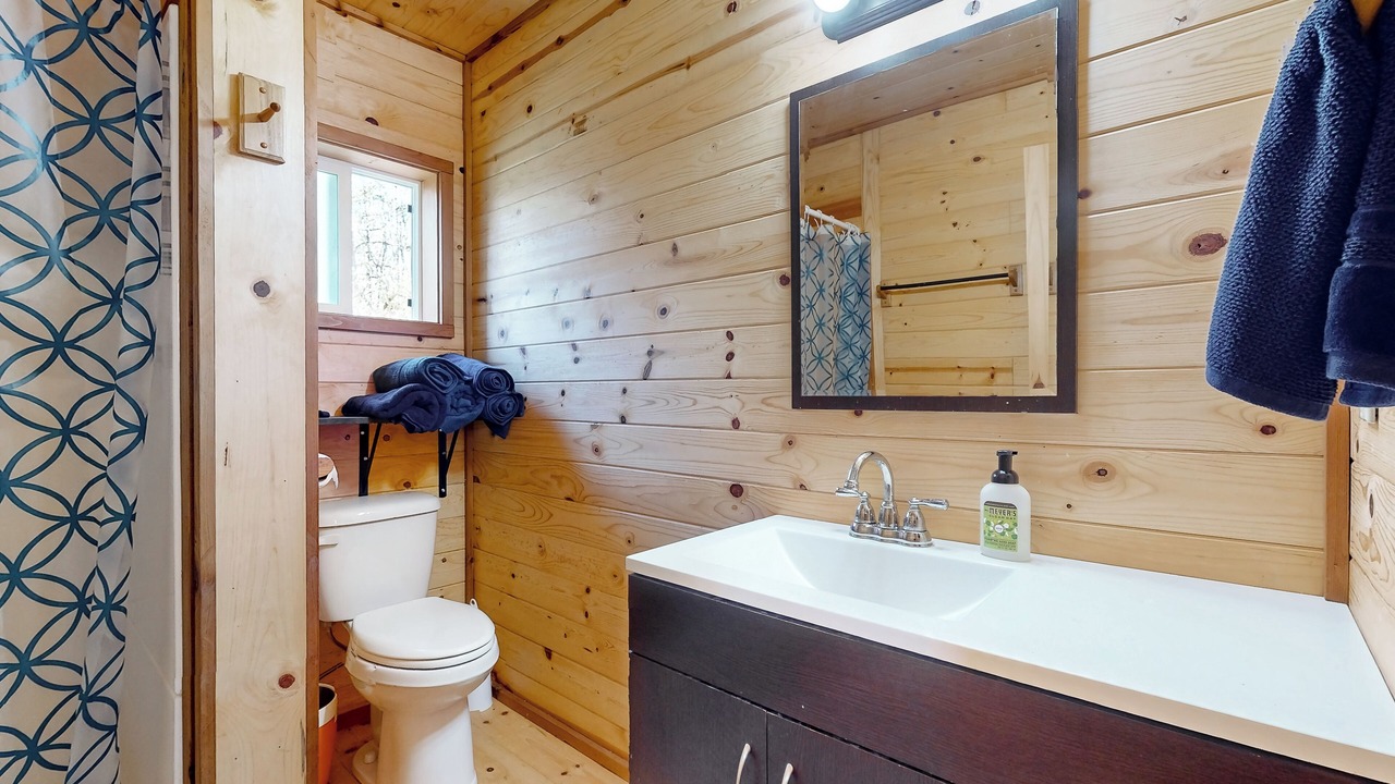 Photo of Bathroom in Toledo