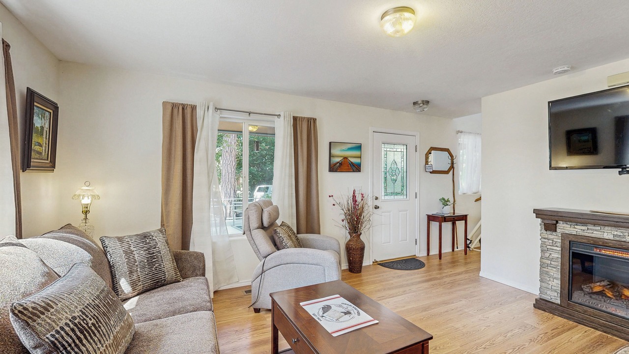 Photo of Livingroom in Chiloquin