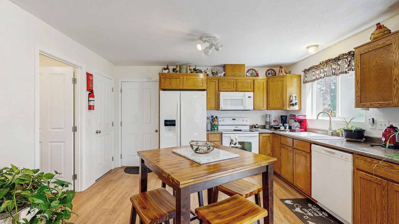 Photo of Kitchen in Chiloquin
