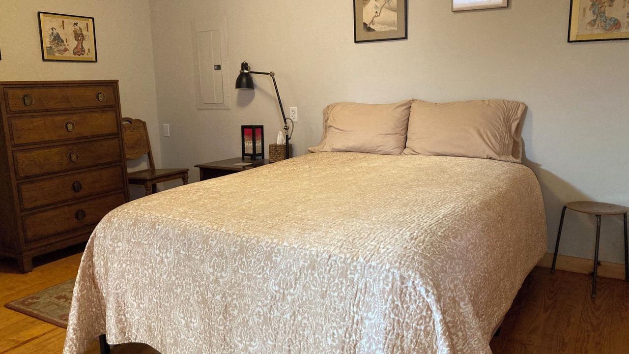 Photo of Bedroom in Langley