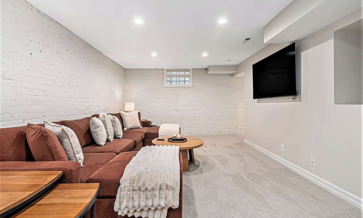 Photo of Livingroom in Downtown Omaha