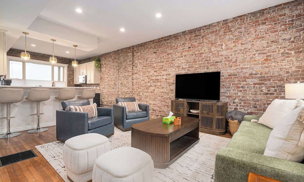 Photo of Livingroom in Downtown Omaha
