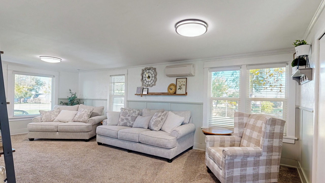 Photo of Livingroom in Burley