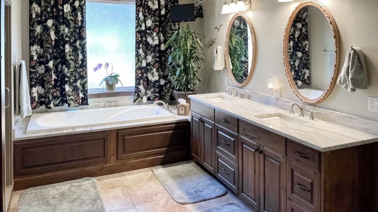 Photo of Bathroom in Oregon Water Wonderland