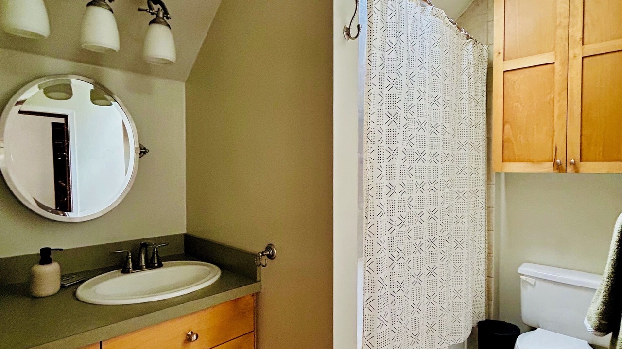 Photo of Bathroom in Coupeville