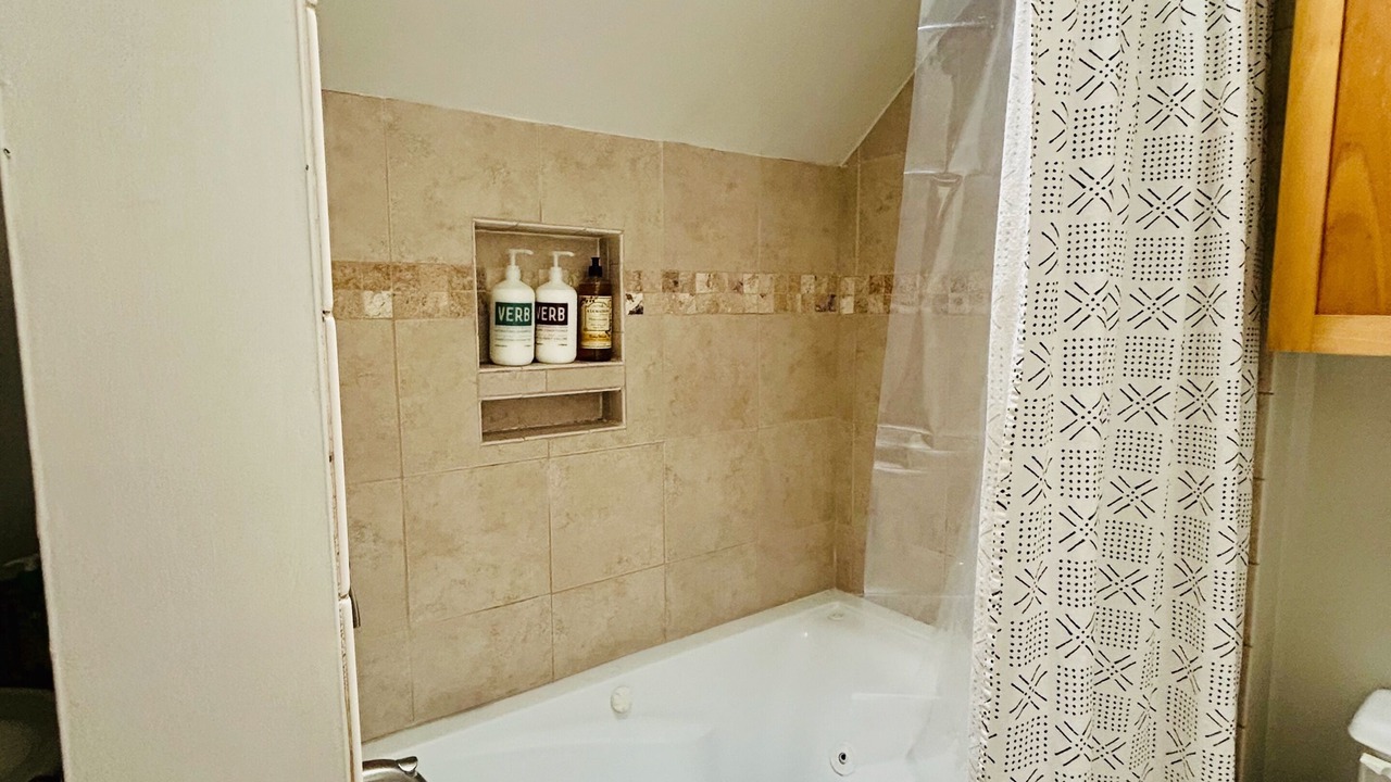 Photo of Bathroom in Coupeville
