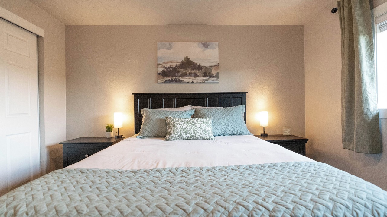 Photo of Bedroom in Logan