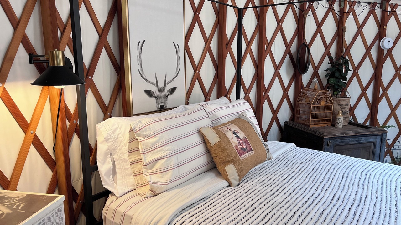 Photo of Bedroom in Clinton